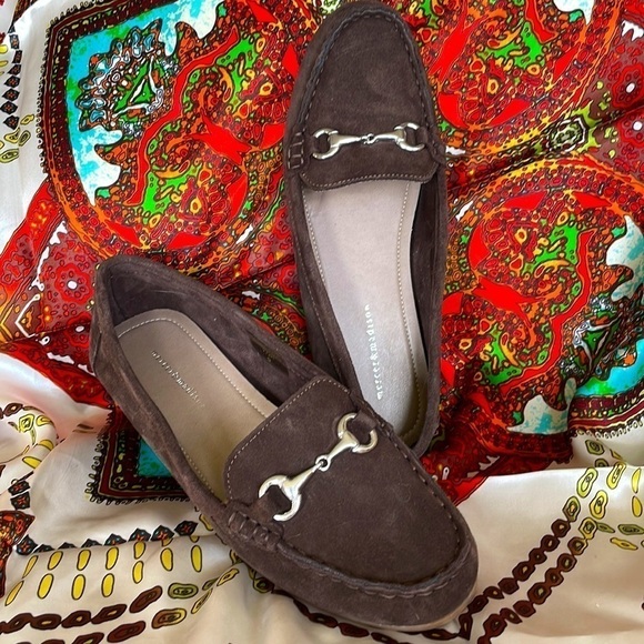 Brand New Mercer & Madison Genuine Suede Brown Flats Loafers Silver Buckle - Picture 8 of 15